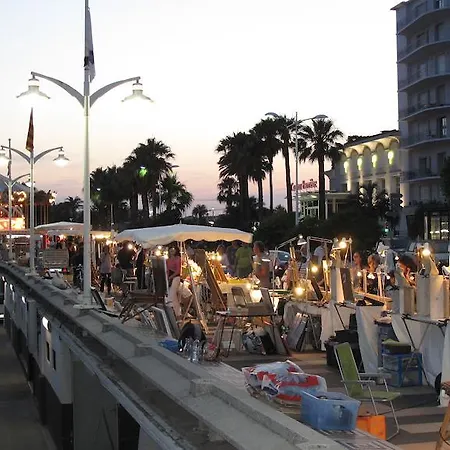 Lägenhet Dans St Raphael *