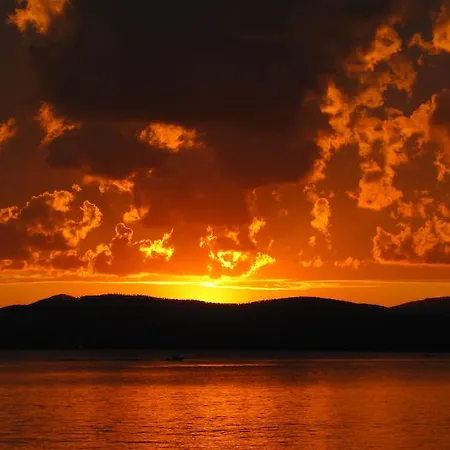 Апартаменти Dans St Raphael