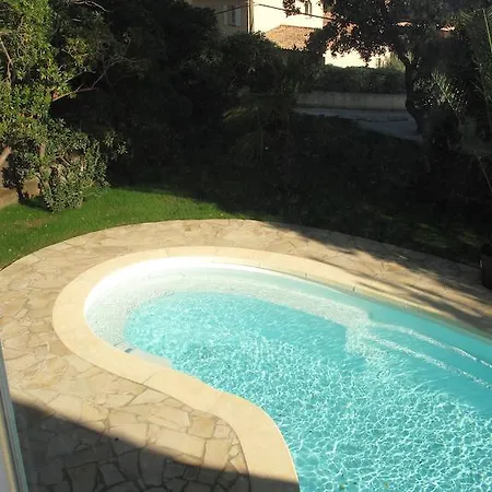 Apartment Dans St Raphael