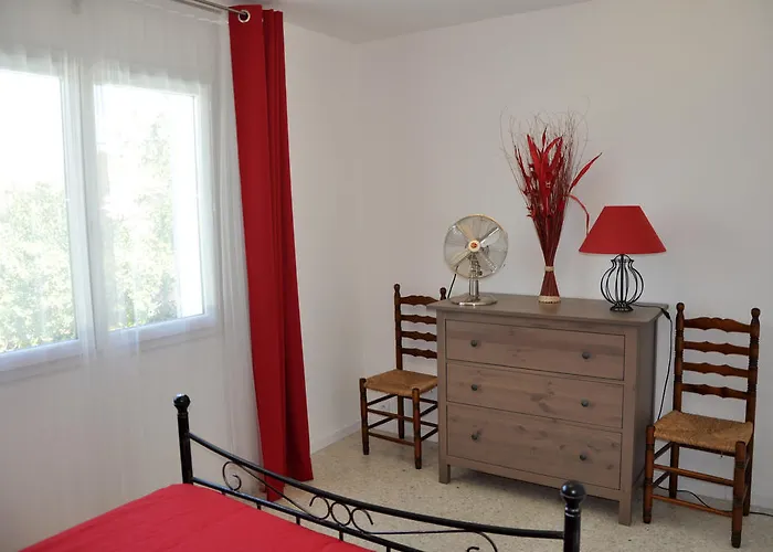 Apartment Dans St Raphael